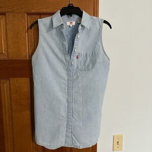 Levi’s shirt